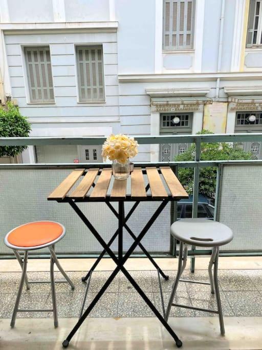 2Bdr Olympianzeus Apt With Netflix เอเธนส์ ภายนอก รูปภาพ