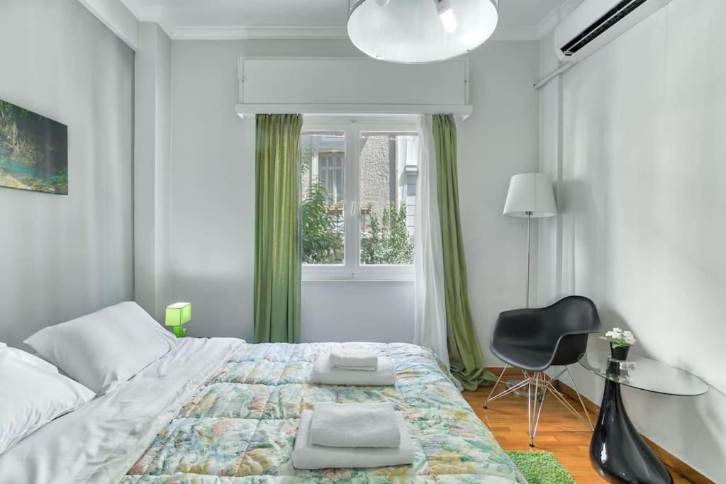 2Bdr Olympianzeus Apt With Netflix เอเธนส์ ภายนอก รูปภาพ