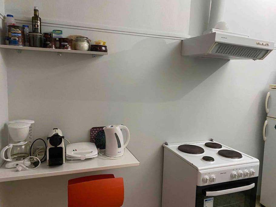 2Bdr Olympianzeus Apt With Netflix เอเธนส์ ภายนอก รูปภาพ