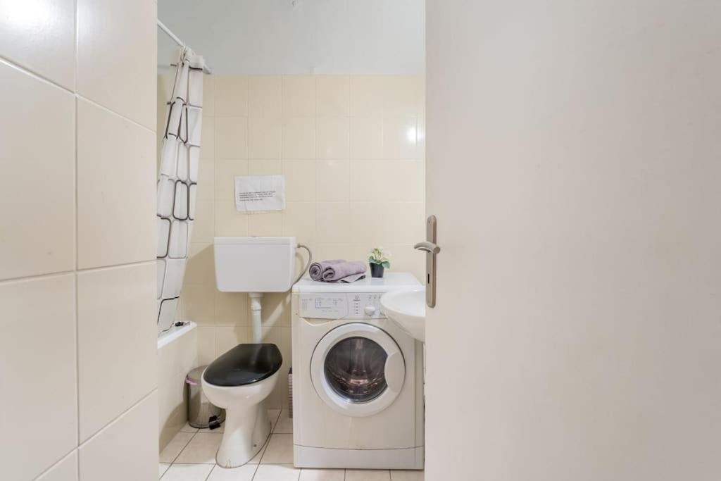 2Bdr Olympianzeus Apt With Netflix เอเธนส์ ภายนอก รูปภาพ