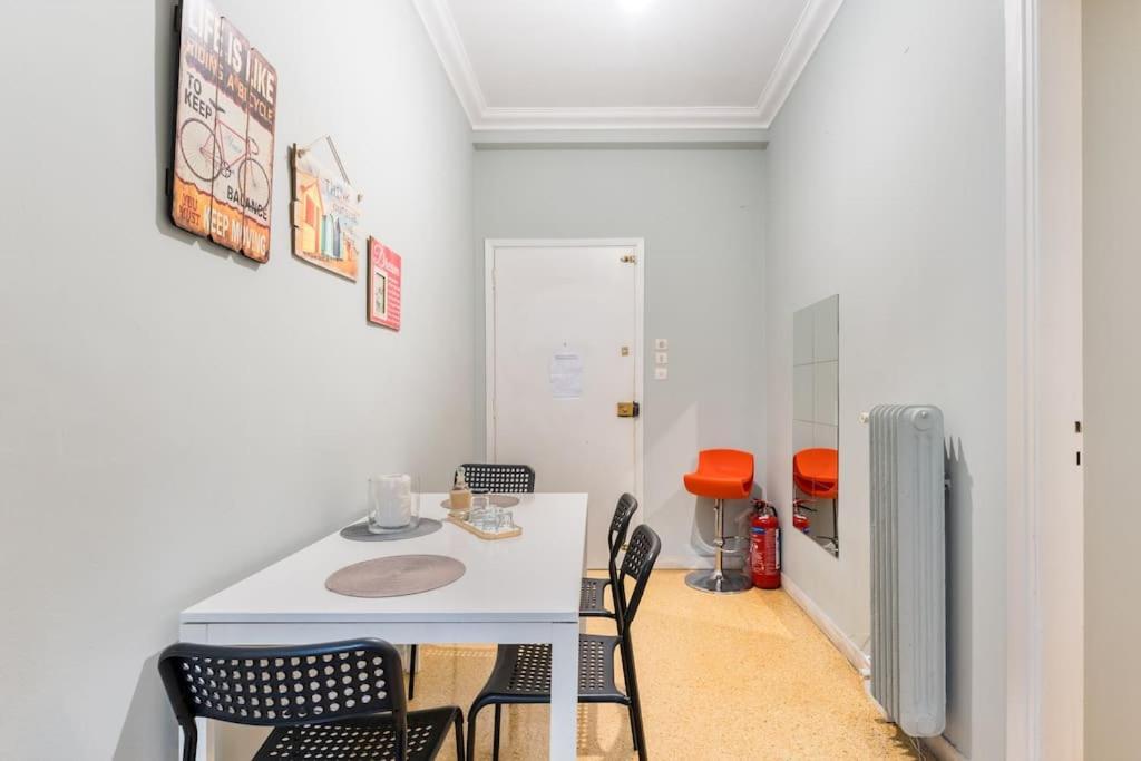 2Bdr Olympianzeus Apt With Netflix เอเธนส์ ภายนอก รูปภาพ